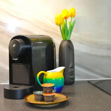 K&m Towarowa Tower Apartman