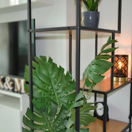 Apartman K&m Towarowa Tower Varsó