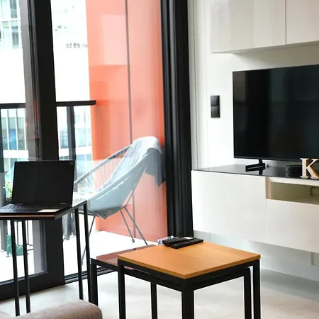 K&m Towarowa Tower * Varsó