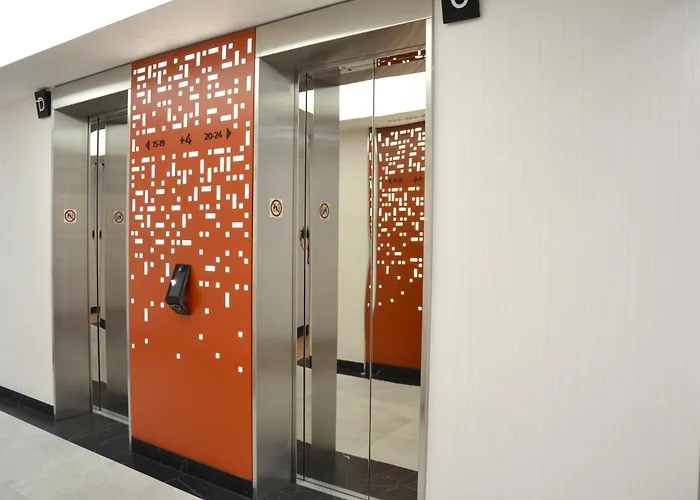 K&m Towarowa Tower Apartment