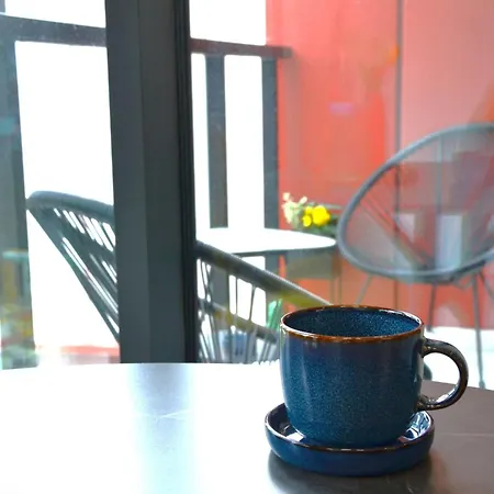 K&m Towarowa Tower 公寓